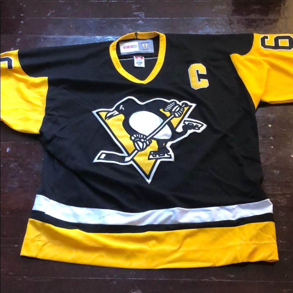 Vintage Hockey Jersey Mario Lemieux  (CCM)